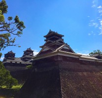 「行ってよかった！日本の城ランキング」で3年連続１位の熊本城は大混雑。
